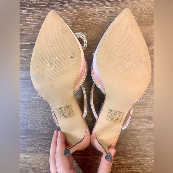 Azalea Wang Evie Stiletto Mule Pumps w/ Rhinestone Bow - Picture 3 of 3